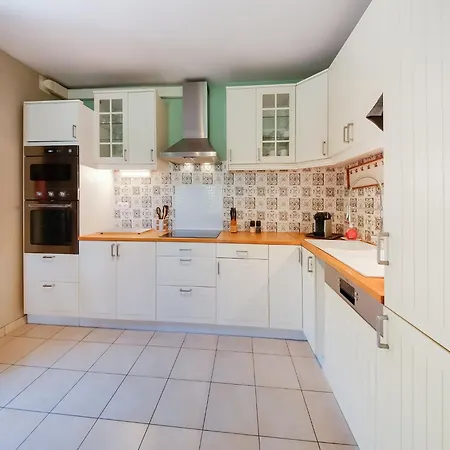 Holiday home Countryside In With Terrace, Cleaning Included Mohiville